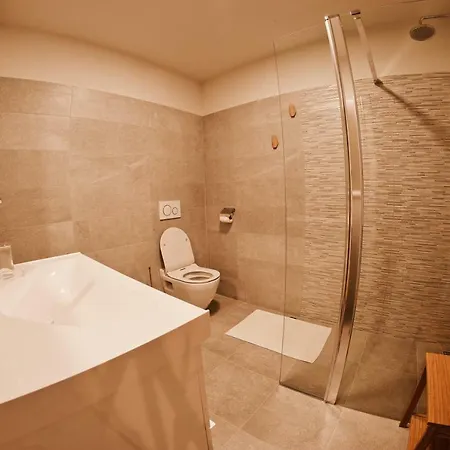 Apartment Tego's Stone House Komiža
